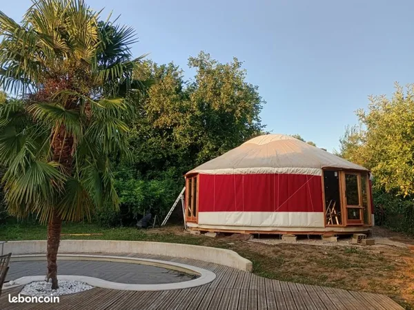 Yourte neuve 7m avec plancher