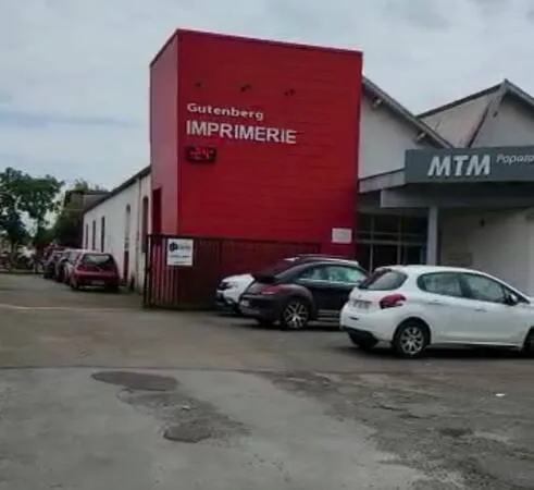 Commerce Location Dax   1500€
