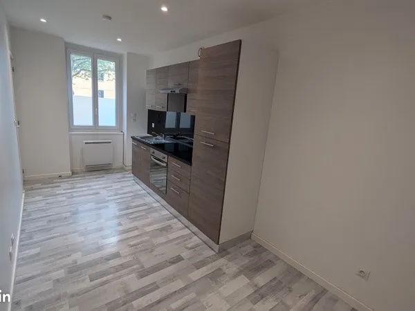 Appartement 2 pièces 24m² hyper centre Tarare