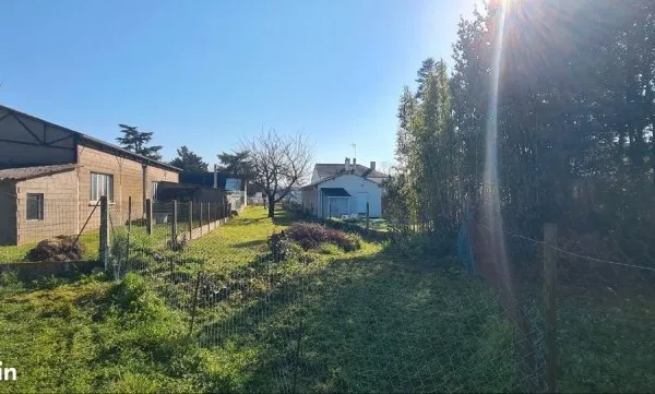 Terrain constructible 1400m2