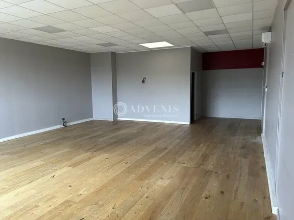 Bureau 153 m²