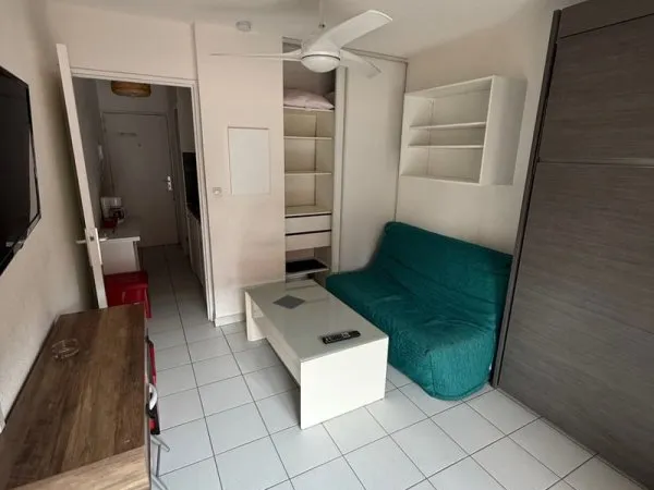 Studio meublé avec balcon- 18m2 - Perpignan
