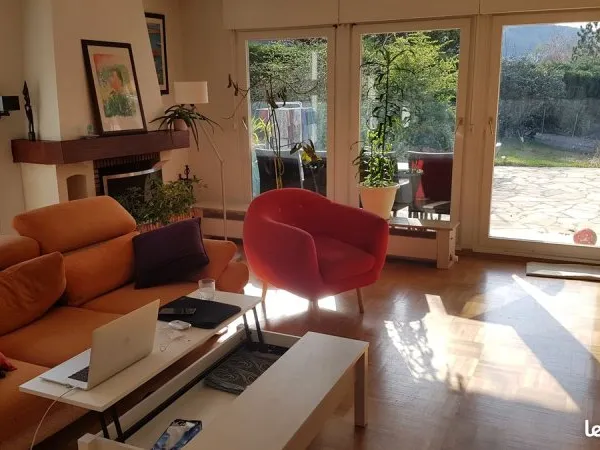Chambre à louer en colocation
