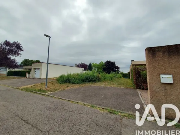 Terrain 333 m²