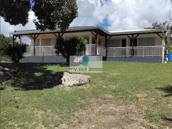 Villa 4 pièces 140 m²