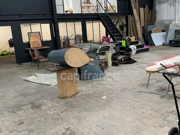 Dpt Nord (59), à vendre ROUBAIX Ateliers et Bureaux 1836 m² en "Zone Franche"