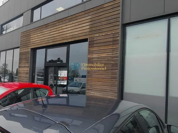 Local commercial 412 m²