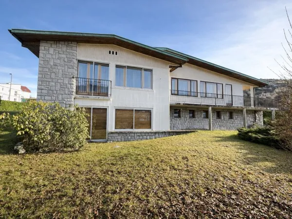 Maison 7 pièces 199 m²