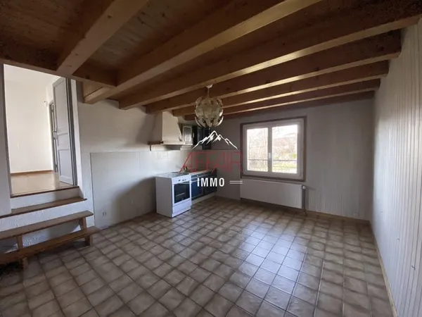 APPARTEMENT T2 53 M2 DANS MAISON - 74240 GAILLARD