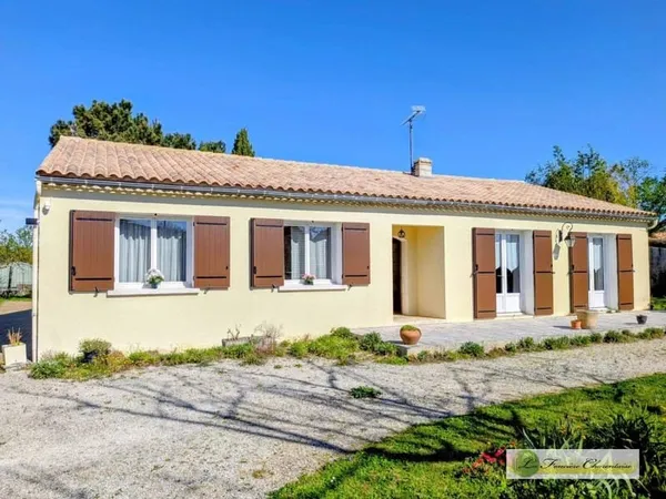 Maison de plain-pied 5 pièces 140 m²