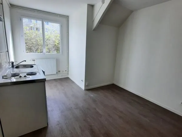 Studio Champ de Mars - Tours Ouest - EM