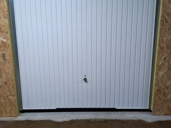 Box garage
