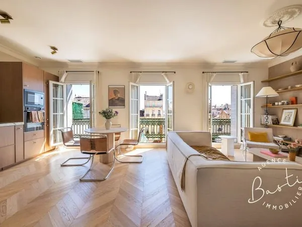 Appartement 4 pièces 81 m²