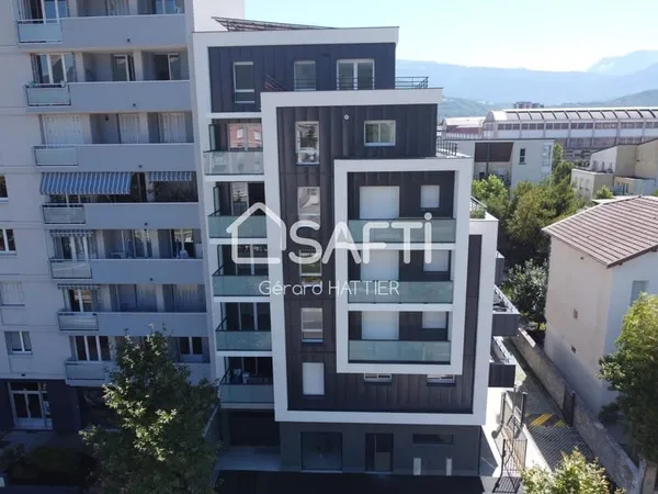 Appartement 4 pièces 89 m²