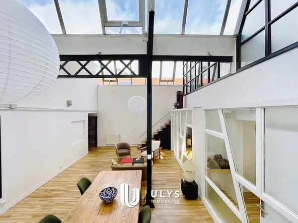 Charonne Splendide Loft 134 m2 avec verrières zénithales