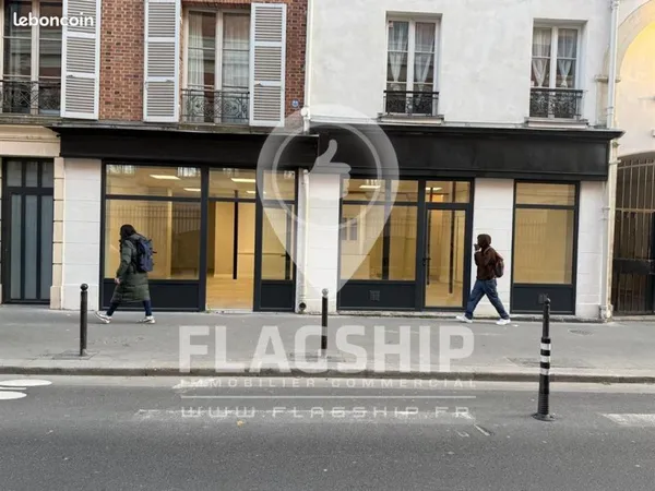 Boutique 117 m² PARIS