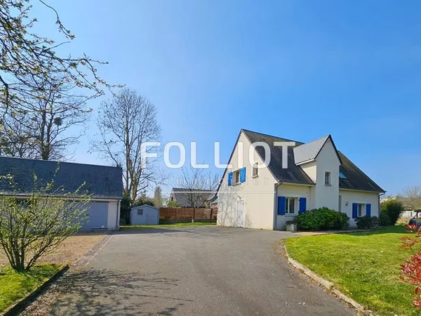 Maison avec vie de plain-pied à Douvres La Delivrande 7 pièces , 5 chambres.