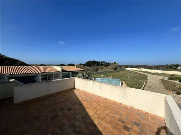 Maison 8 pièces 194 m²