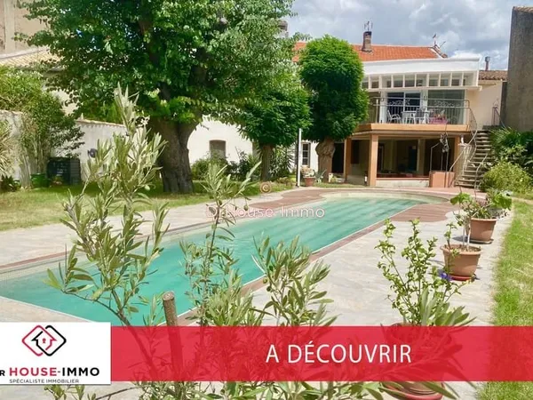 Maison , 5 chambres d'hôtes 370m² avec 2 appartements, Capucins , proche cité -Garage , - poêle a bo