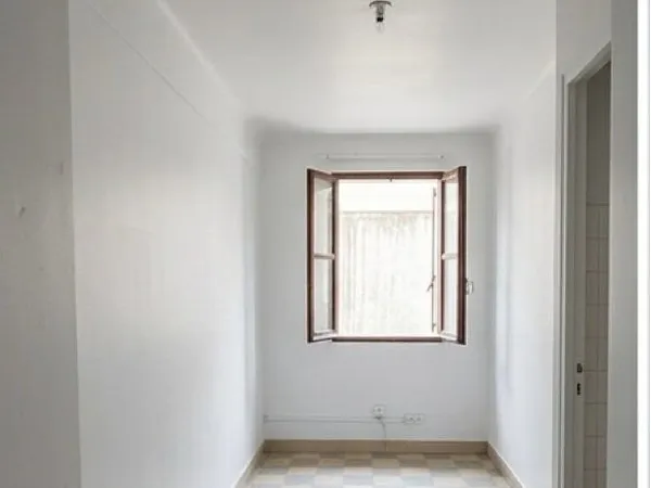 INVESTISSEMENT NET 7,7% - Studio RDC Sébastopol - 45 000