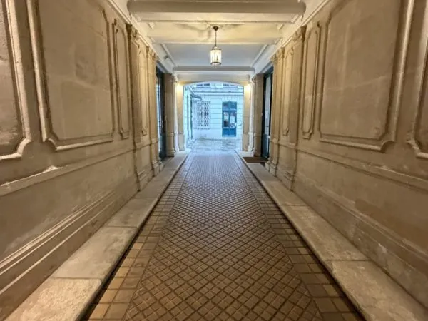 Studio de Charme. Triangle d'Or Rue de Berry, Paris 8€