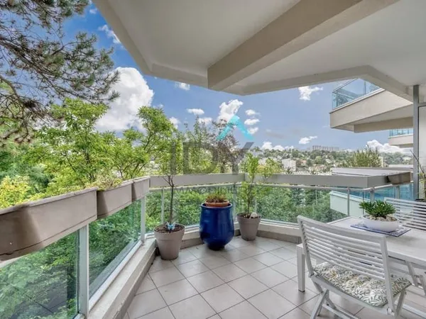 Appartement 4 pièces 95 m²