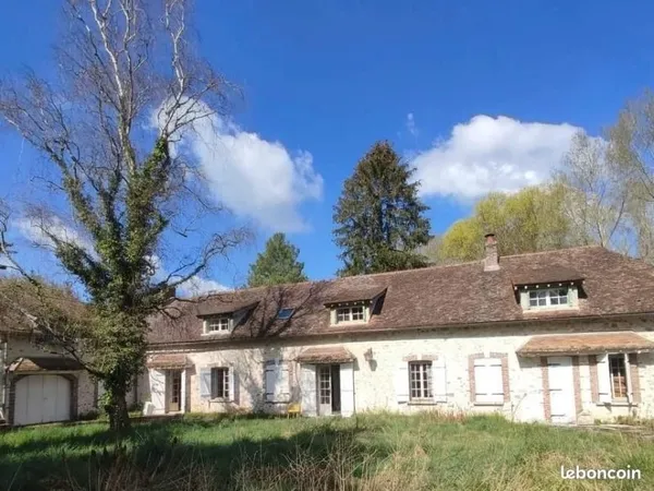 Longère 260 m2 + terrain 2400 m2 constructible - fort potentiel division
