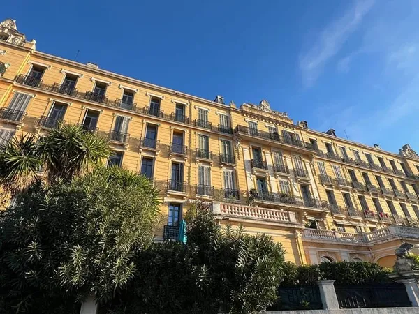 APPARTEMENT 2 PIECES VUE EXCEPTIONNELLE