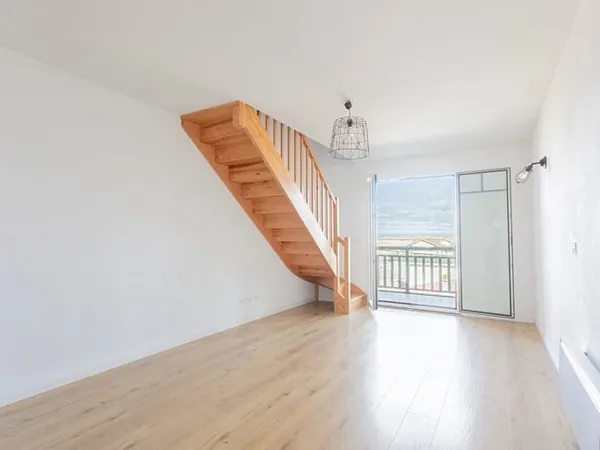 AppartementT4 avec grand balcon face aux dunes de Biscarrosse plage