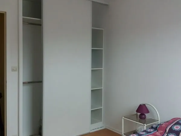 Chambre meublée chez l'habitant