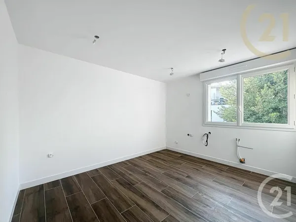 Studio 1 pièce 16 m²