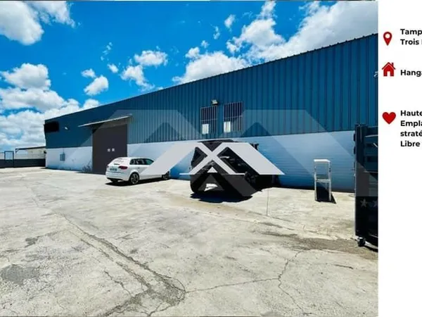 Hangar 500 m² avec Bureau ZA Trois Mares