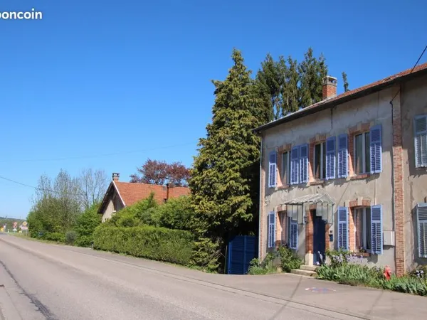 Maison familiale 163 m² 8 pièces