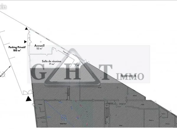 Bureau 150 m²