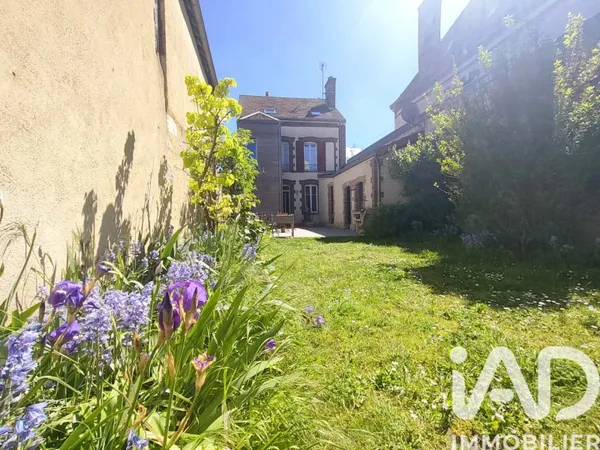 Maison 8 pièces 145 m²