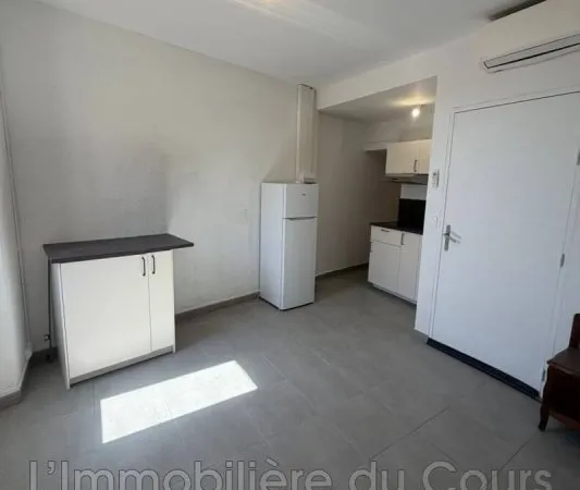 Studio 1 pièce 30 m²