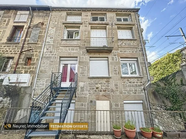CARNOT / T4 86m2 avec cour de 120m2