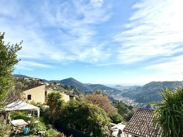 Terrain 605 m²
