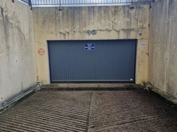 Parking 10 m²