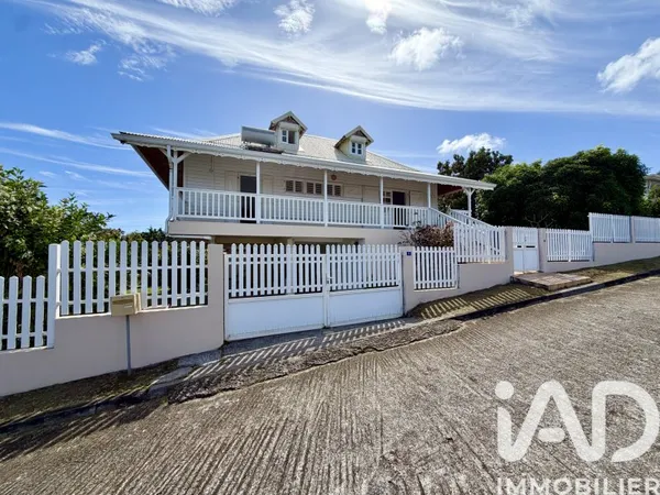 Maison 5 pièces 136 m²