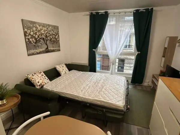 Studio 1 pièce 17 m²