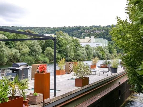 Péniche à Besançon