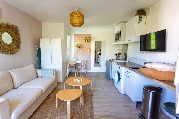 Studio 1 pièce 21 m²