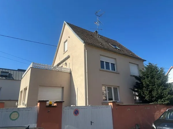 STRASBOURG NEUHOF - Spécial investisseur - Maison 5 pièces +