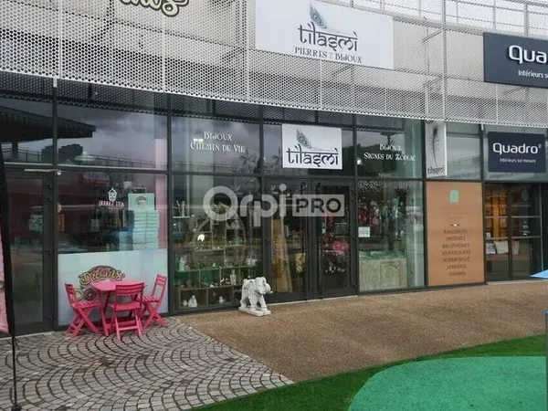 Local commercial 48 m²