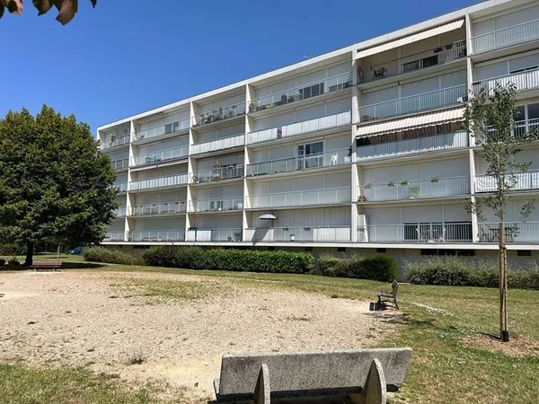 Appartement 4 pièces 76 m²