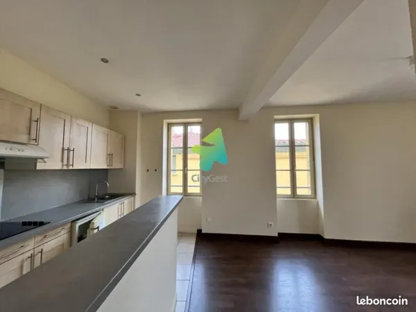Duplex 2 pièces 43 m²