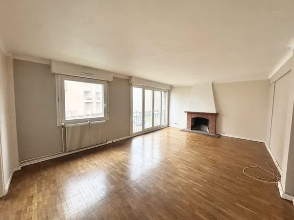 Appartement 4 chambres hyper centre avec rendement locatif