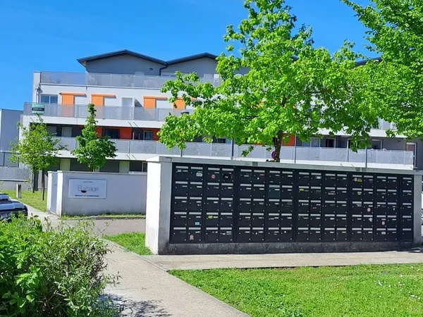 T2 avec terrasse et parking en sous-sol - Villenave d'Ornon - Courrejean