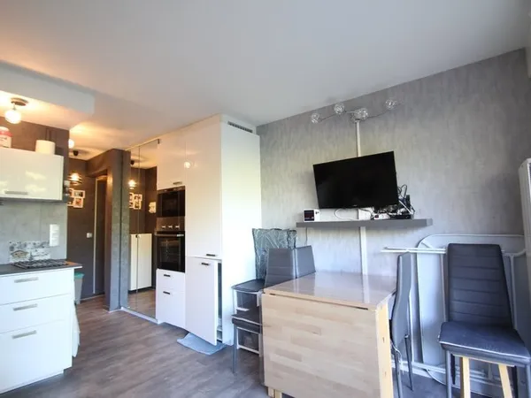 À VENDRE - Charmant Studio avec Terrasse au Pied des Pistes - Manigod / Merdassier (74)